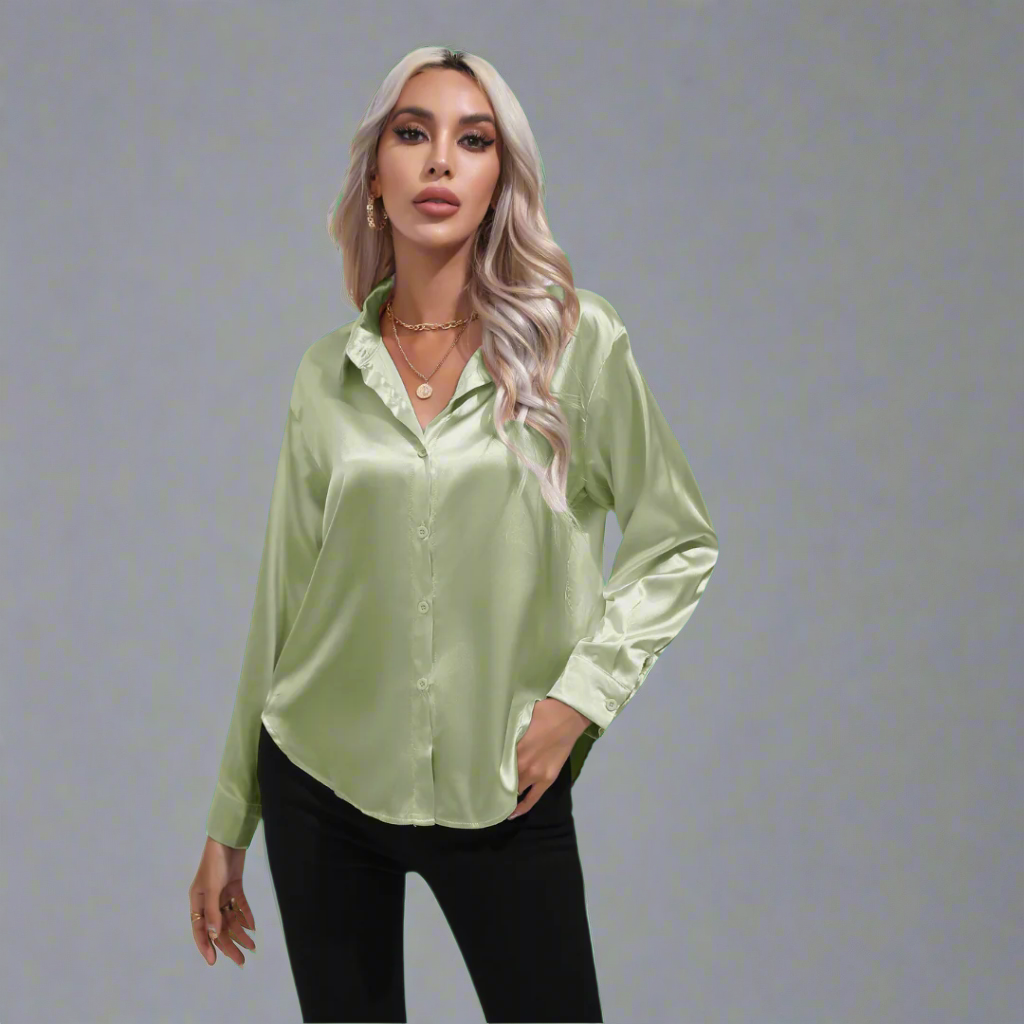 Warszawska™ | Satynowa Bluzka z Eleganckim Blaskiem i Swobodnym Opadaniem